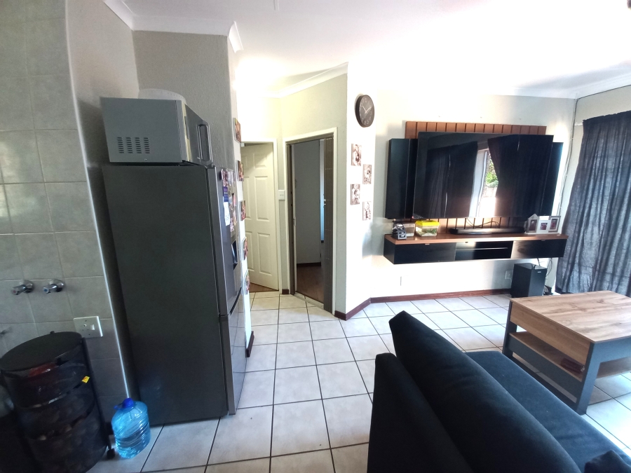2 Bedroom Property for Sale in Safari Gardens North West